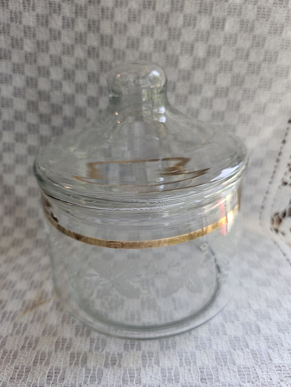 Bartlett Collins GrapeVine Lidded Jar - Picture 3 of 7